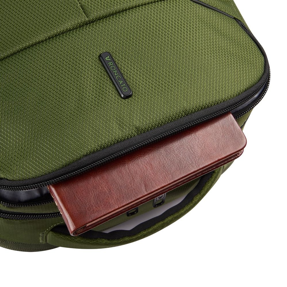 Zaino cabina Ryanair 40x20x25 Roncato Ironik 2.0 5336 Verde Gratuito a Bordo