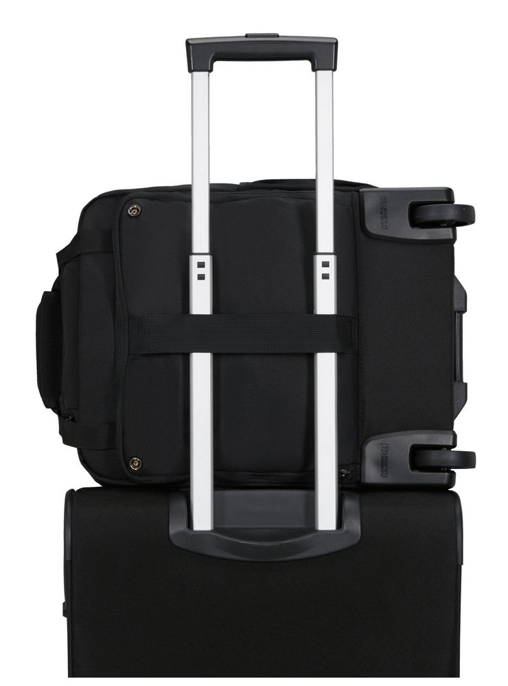 Zaino cabina con ruote 40x30x20 American Tourister Take2Cabin S/M Nero